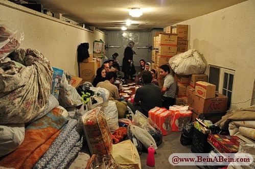 کمک های مردمی به زلزله زده های آذربایجان - محمد گائینی
