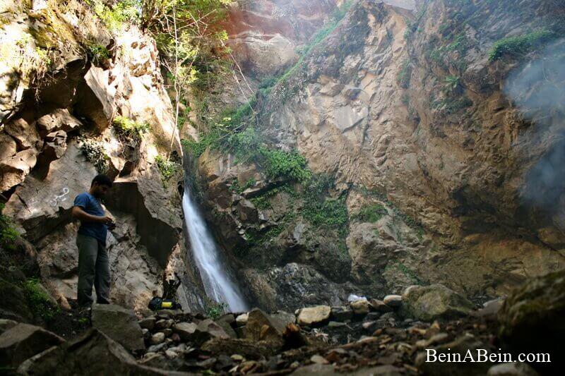 آبشار سرخ کمر رامیان